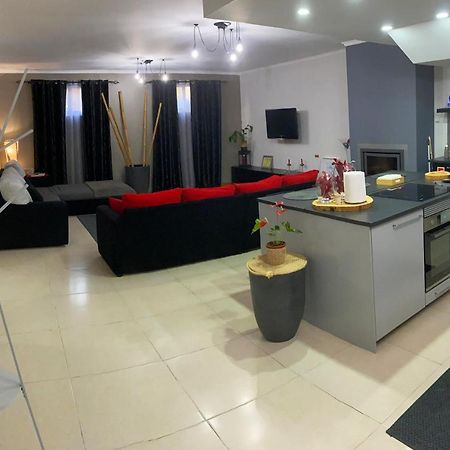 Апартаменти Alojamento House 66 Понта-Делгада Екстер'єр фото