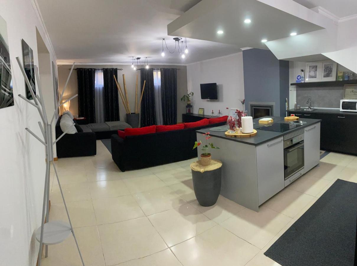 Апартаменти Alojamento House 66 Понта-Делгада Екстер'єр фото